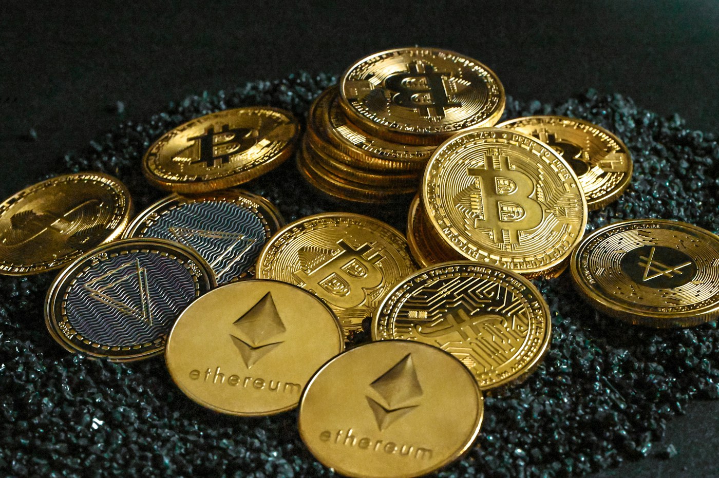 交易手续费怎么比较:费率、网络费和滑点